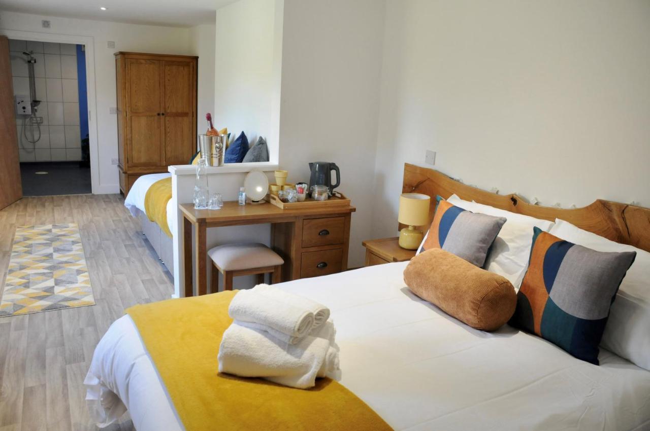 Hotel Sleep@Calon Y Fferi Ferryside Esterno foto