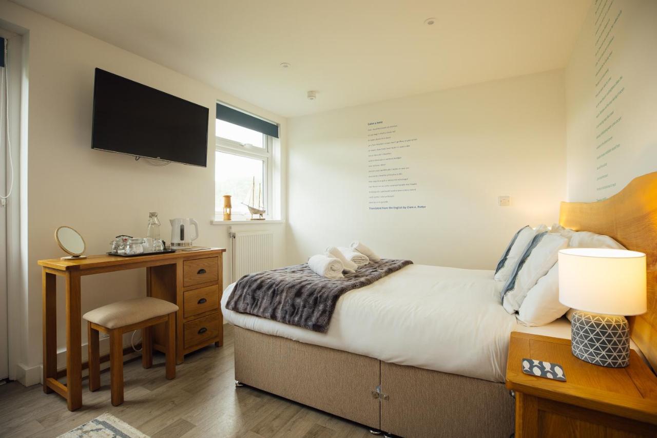 Hotel Sleep@Calon Y Fferi Ferryside Esterno foto