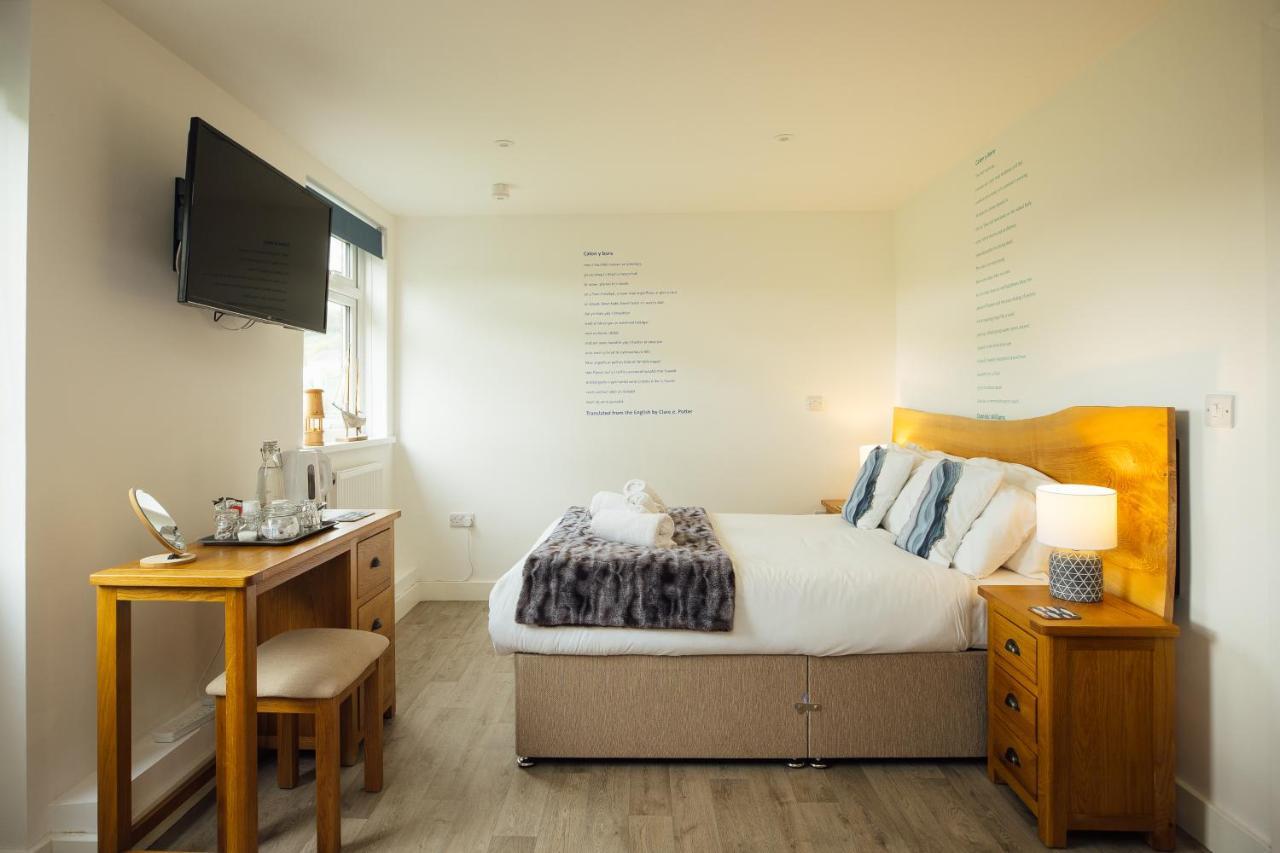 Hotel Sleep@Calon Y Fferi Ferryside Esterno foto