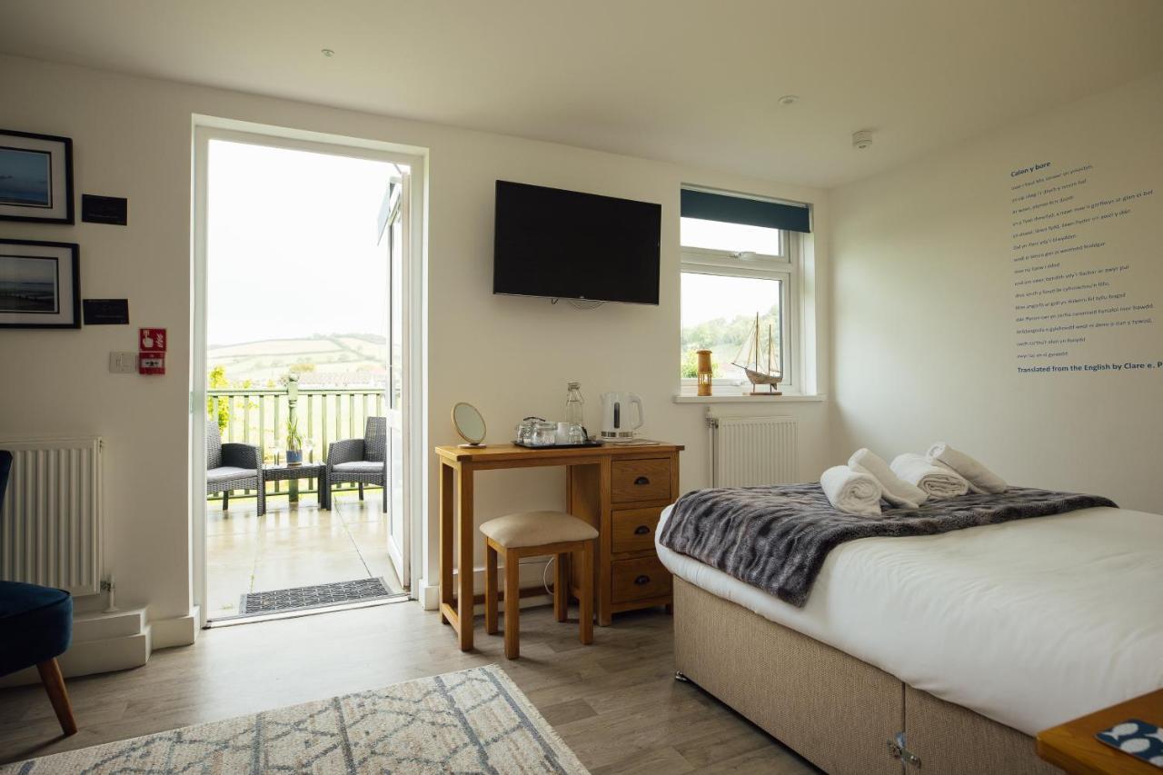 Hotel Sleep@Calon Y Fferi Ferryside Esterno foto